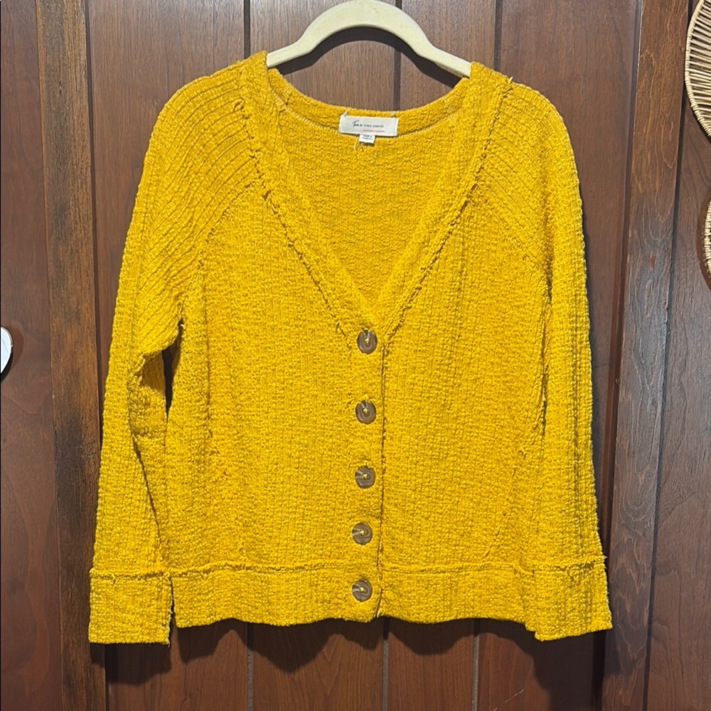Two by Vince Camuto Yellow Cardigan Sweater button up knit